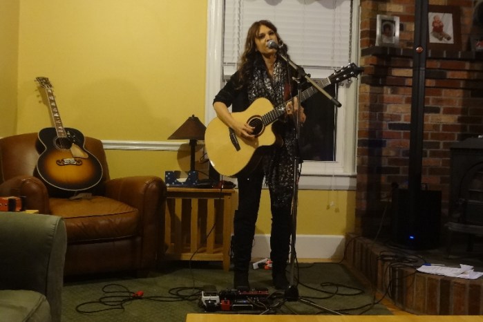 Ali Handal at Upton House Concerts