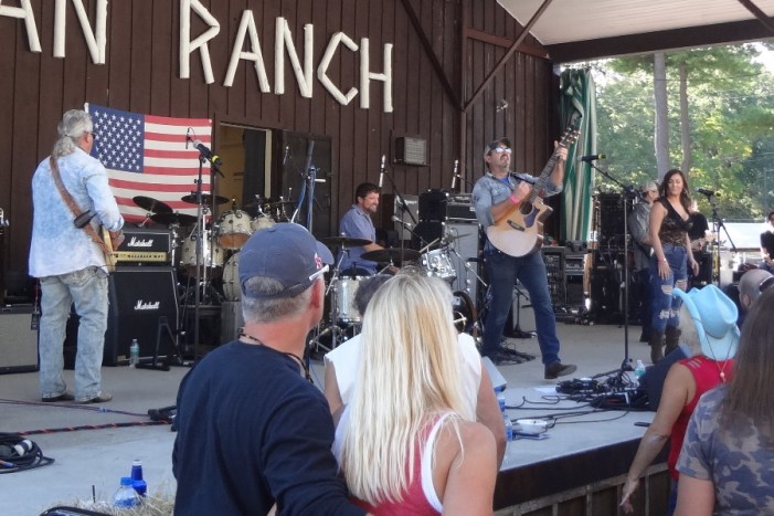 Darren Bessette Band at Local CountryFest